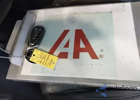 2020 Chevrolet Blazer Fwd 2Lt z USA, uszkodzony, nr VIN 3GNKBCRS9LS642035